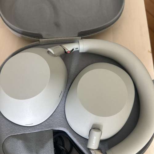 Sony WH-1000XM6
