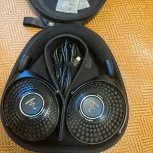Focal Bathys 藍牙頭戴式無線耳機 (黑色)