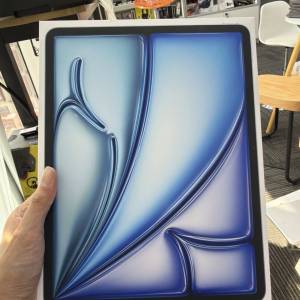港版全新 iPad Air 13吋 M2 Wi-Fi 1TB 全新未開封