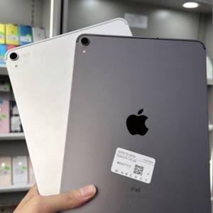 iPad Pro 11inch  Gen 1 WiFi+cell 64gb