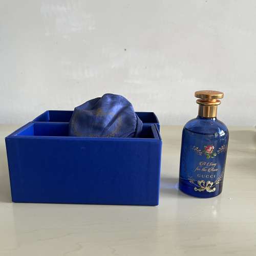 【頂級藍盒全齊】GUCCI A Song for the Rose 香水 100ml（約9成滿）