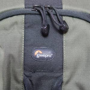 LOWEPRO Flipside 400 AW 98%極新淨. 拉鏈全部暢順. 海棉隔板齊全.