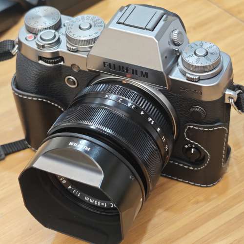 Fujifilm XT1 X-T1 graphite silver +35mm f1.4 + EF-X8 flash