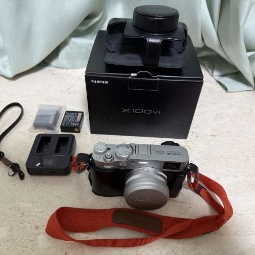 Fujifilm X100VI 銀色