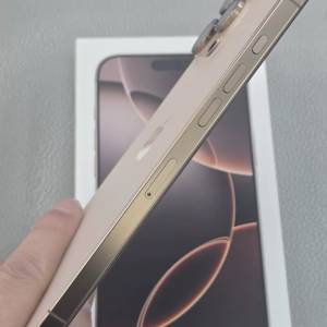 iphone 16 pro max 256 gb。