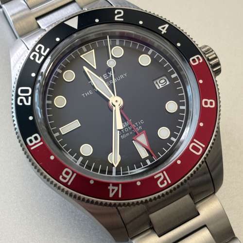 Timex 紅黑圈自動GMT，特價$1999