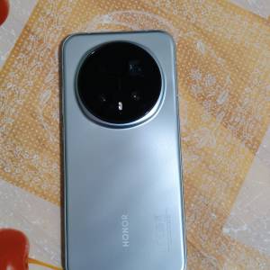 榮耀magic 8pro 港行12+512 95新