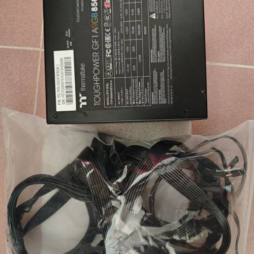 tt gf1 argb 850w 全模，金牌