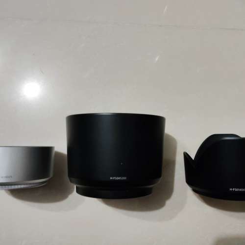 Panasonic 全新未用M43無反相機鏡頭用Hoods三款~~~HH025、H-FS014042、H-FS045-200