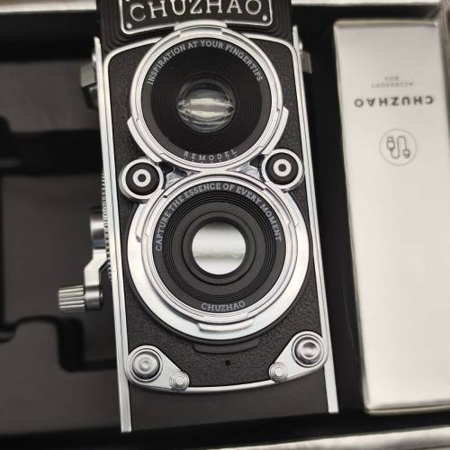 執屋清物 CHUZHAO 迷你復古數碼相機 / 迷你單反數碼相機 每部$150