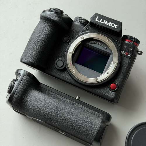 Panasonic Lumix S1RM2 S1RII S1R MarkII L mount / 35mm F1.8 / 100mm F2.8