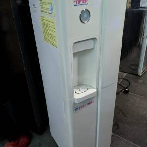 8成新TIPTOP心心上流式式水機