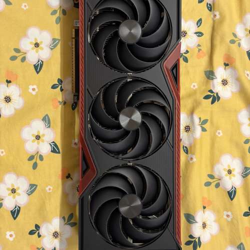 電腦顯示卡 colorful RTX 5070 Ti battle ax