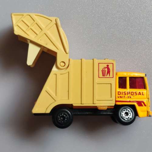 Matchbox - Refuse Truck Disposal Unit -24