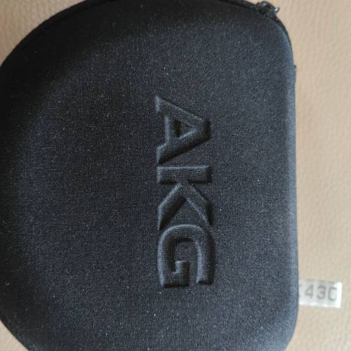 AKG有線耳機