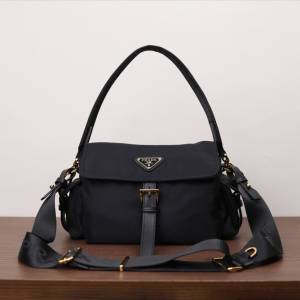 Prada30cm