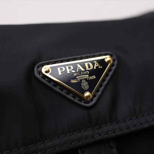 Prada30cm