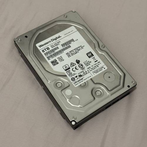 Western Digital 8TB Ultrastar 硬碟 DC HC320