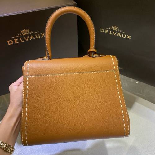 Delvaux 焦糖外縫線手袋