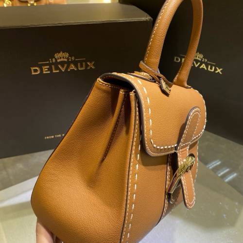Delvaux 焦糖外縫線手袋