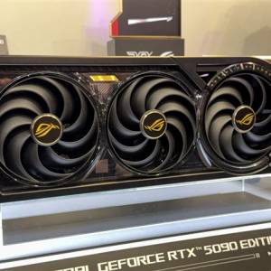 ROG20周年欧版5090显示卡全新