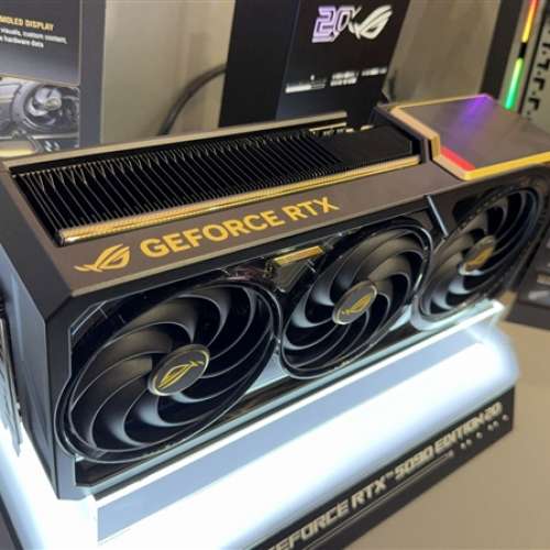 ROG20周年欧版5090显示卡全新