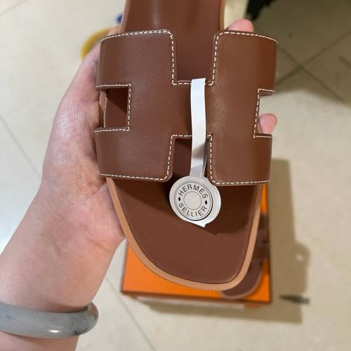 Hermes 真皮拖鞋