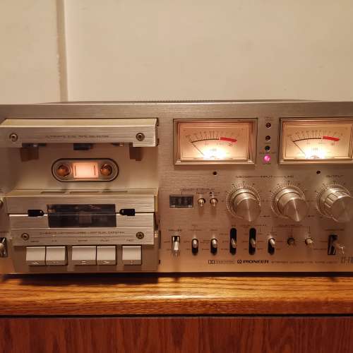 Pioneer CT-f1000( 需要維修)