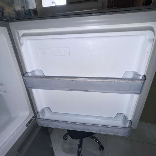 （尺寸：闊 550 x 高 1372 x 深 623 毫米）新淨 豐澤牌 FDG192M15S雙門環保無霜雪櫃