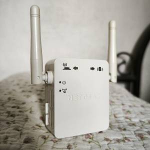 NETGEAR N300 WiFi 範圍增強器
