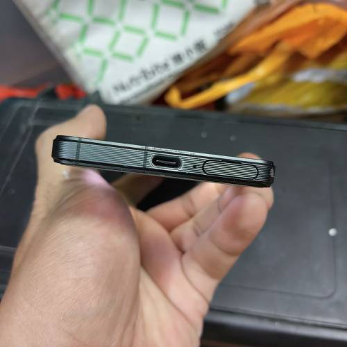 sony 1 v