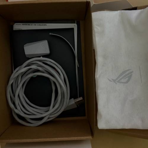ASUS ROG Harpe Ace Aim Lab Edition超輕量無線電競滑鼠