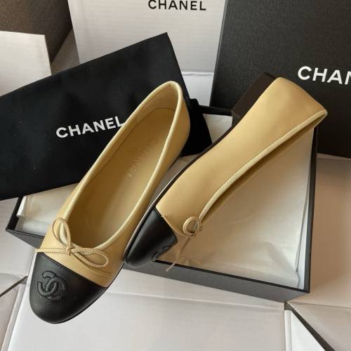 Chanel 經典杏色芭蕾舞鞋 平底鞋