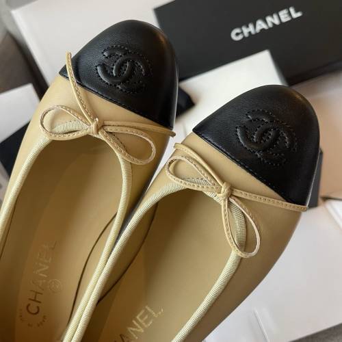 Chanel 經典杏色芭蕾舞鞋 平底鞋