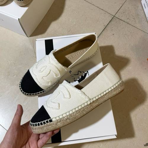 Chanel 帆布米白漁夫鞋