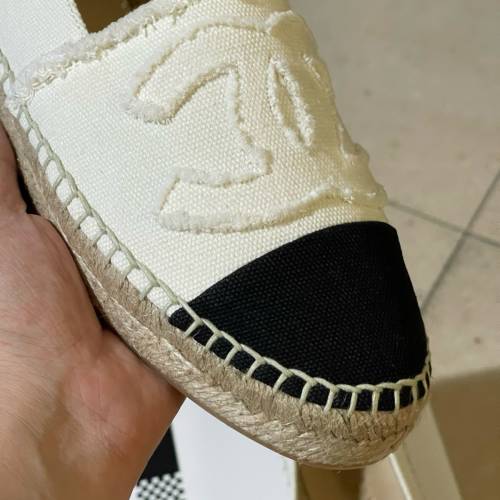 Chanel 帆布米白漁夫鞋