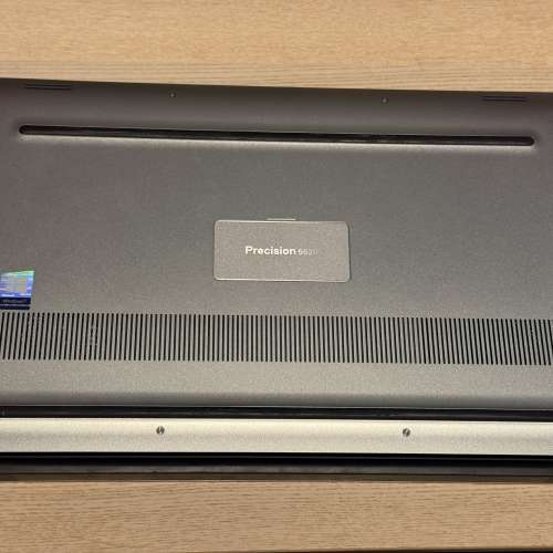 (不議價) 專業繪圖Dell Precision 5520 i7-7820HQ 12gb Ram 256gb ssd Nvidia Quad...