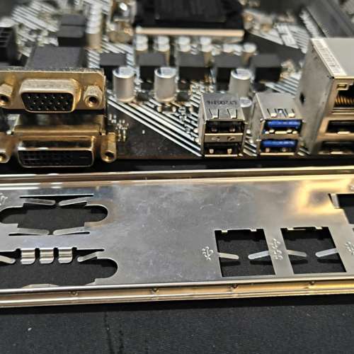 ASUS H410M-K Micro ATX主版 ((正版Window10Pro)) Socket 1200 支援 第10代 處理器