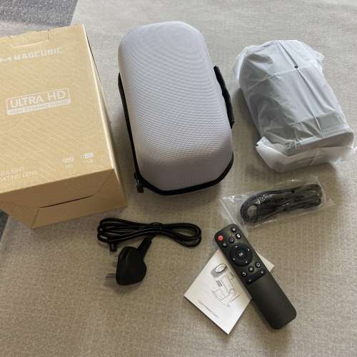 Magcubic HY320 Mini projector 📽️ Tiny BUT Mighty ( Magcubic - Authentic)