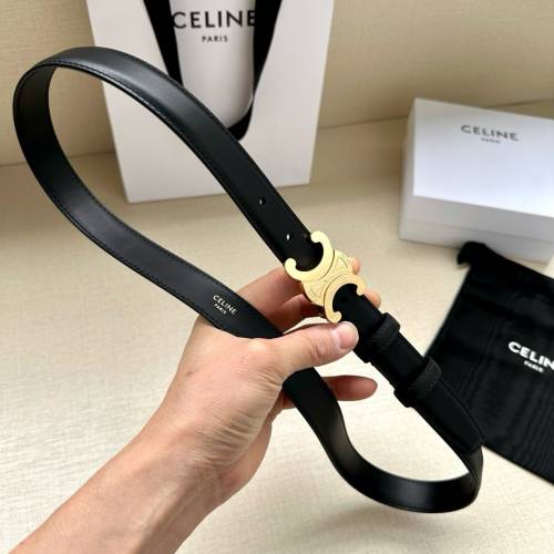 Celine 凱旋門扣女士皮帶