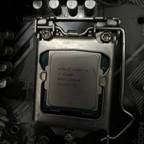 請考慮清楚先好約交收b560M+i5  11400F壞主機拆出
