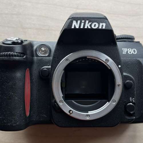 Nikon F80