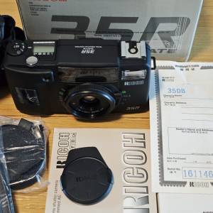 庫存全新品 Ricoh 35R Date 黑色經典底片機
