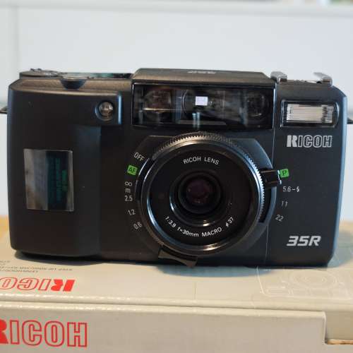 庫存全新品 Ricoh 35R Date 黑色經典底片機