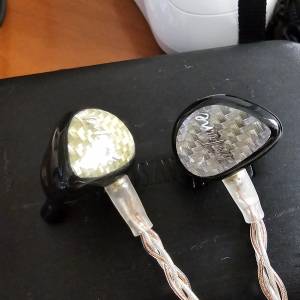 iBasso IT04 Silver