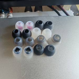 中碼耳膠8對，Acoustone, Nostalgia, Spinfit, Infiter, Divinus