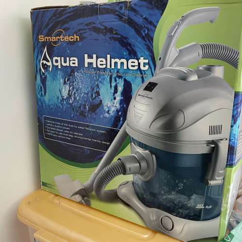 Smartech Aqua Helmet水瀘吸塵機