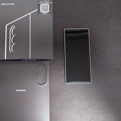 Samsung Galaxy Z Fold7  Mint colour 12 + 512 GB 薄荷綠 Fold 7 ( 保用至 27年8月...