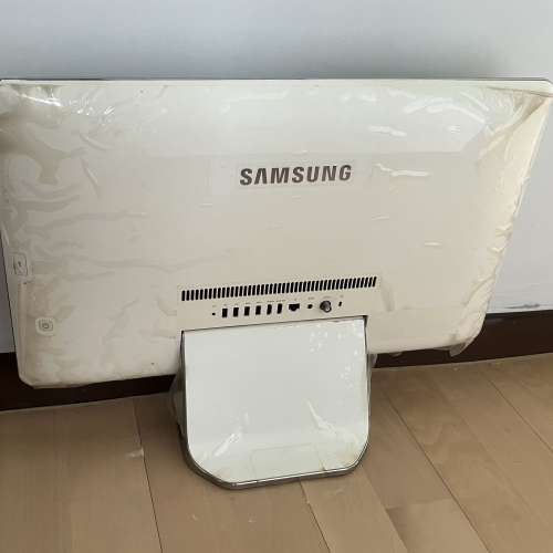 Samsung All in One PC (AIO 電腦）all-in-one computer