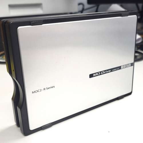 日本品牌 I-O DATA MOC2-U640R USB 2.0 MO Drive (640MB MO Driver)